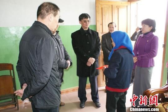 福建省侨办领导赴南平慰问归侨侨眷