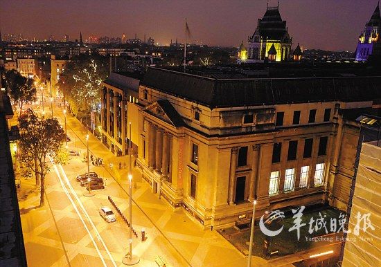 �׶�չ��·չʾ21���ͽֵ�����