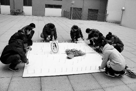 Ů����������ĸ�����谮�Ŀ�