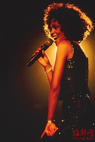 她不爱这个世界了但世界仍然爱着她