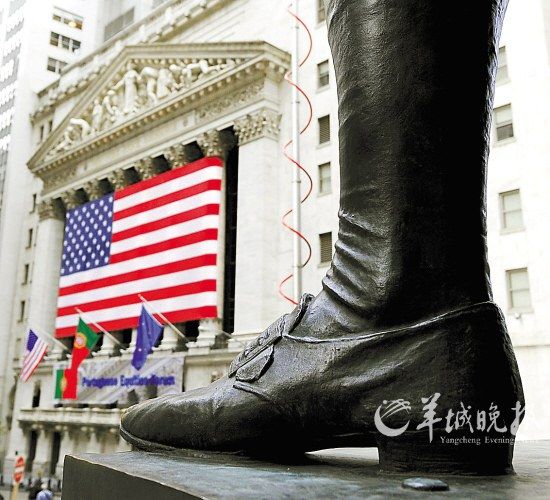 ��ѹ��ɽ�󡱻����־�Ӣ���غ����