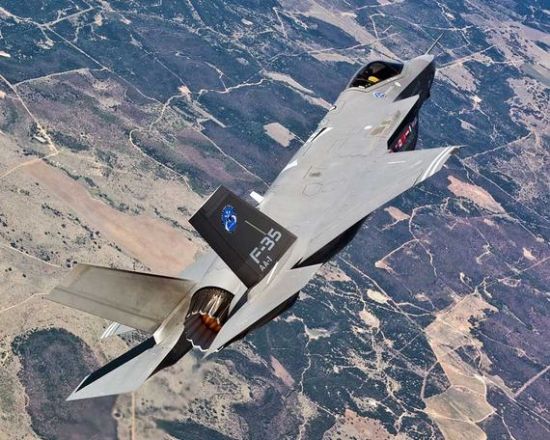 ��ר�ң�F35������й���ʽ�״�����ײ�׽