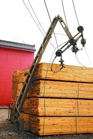 Һ����վ�۹޳���ը