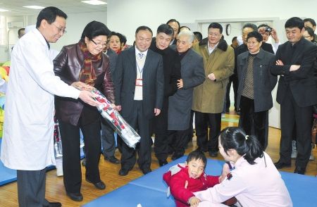 ��ǿ��������Ľ��������͹ذ�����