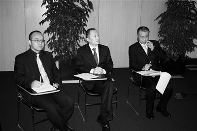 ���ڶ�ҷ����Լ����ü�ȩ����ذ���Ŀ