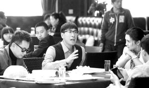 �������۱���ϲ�����Ǳ༭�������١�ָ���˼䡱