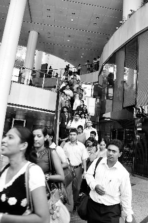 ӡ�ᷢ��8.5��ǿ����28��������ХԤ��