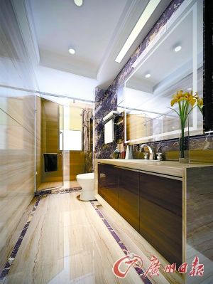 ���ġ����ǣ�ȫ��ʾ����λ���տ���