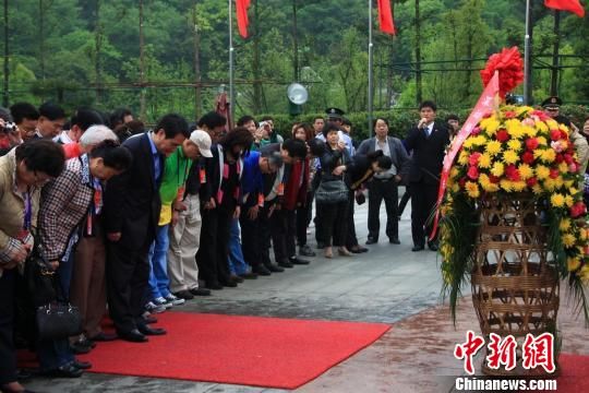 �������������������ɽ���׻����廳ë��