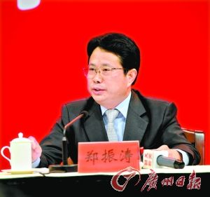 韶关市委书记郑振涛:治水修路办教育种树