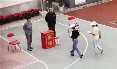 ��С������������ʮ��ֱѡ·