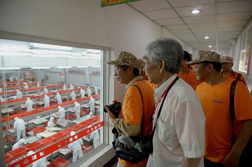 河南省百名油画家参观双汇