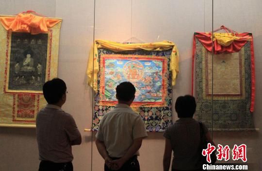 �ຣ�ȹ�����չ������Ļ�����š��ƿ�չ������