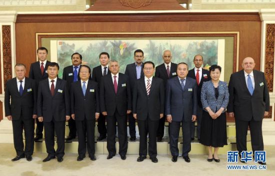 ��������ϯ�Ϻ���֯��Ա���Ļ���������ĸ����������ų�