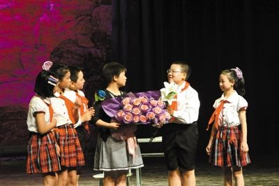 Сѧ�����ݡ������ܶ�Ա��