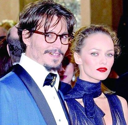 Լ���ᡤ������Ů�ѷ���