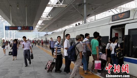 ������·ӭ�����������;���Ρ����ȡ�