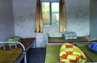 �Ͼ���;��������ʻԱ����:û�����ʣ�ԡ��ֻ��һ����ͷ