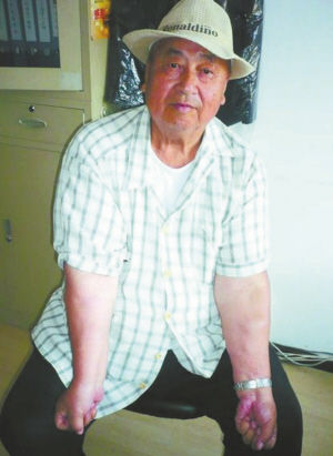 �ӱ�չʾ֬������������С͵