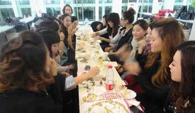 ��ҵ�������人��õĻ�ױѧУ�����������ǰűȲ���ѧУ