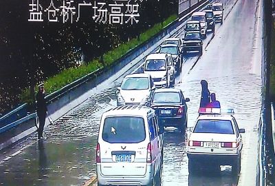 �߼ܻ�ˮ����ê����Ԯ��������