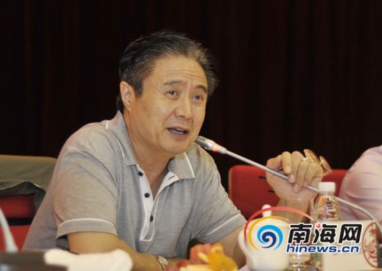 ���Ͻ�����������¡�����200��Ԫ���鸰���ݳ�