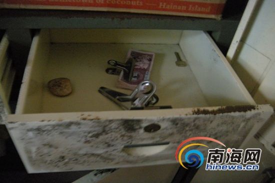 ���ھ���Ʊ�����4��Ԫ�ֽ𱨰�������Ƥ��