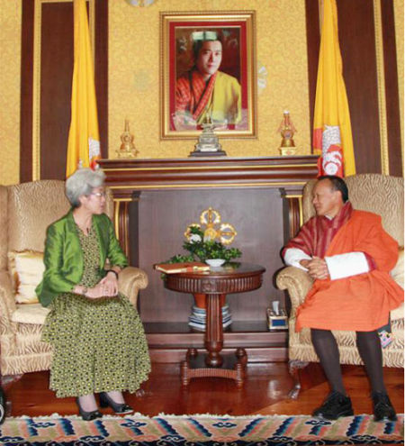 不丹首相吉格梅·廷里会见中国外交部副部长傅莹