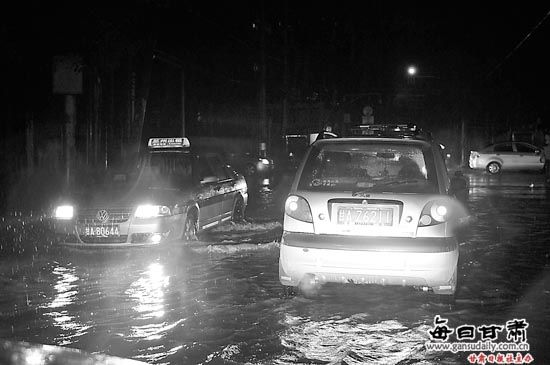 兰州市区局部地方今日有强降雨 气象部门发布