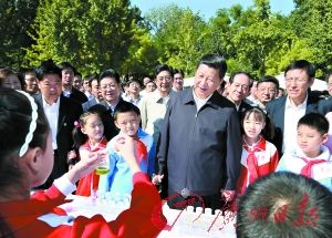 习近平在京参加全国科普日活动