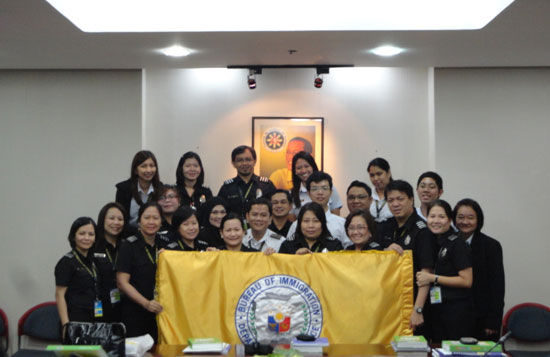 菲律宾移民局官员汉语培训项目顺利开课