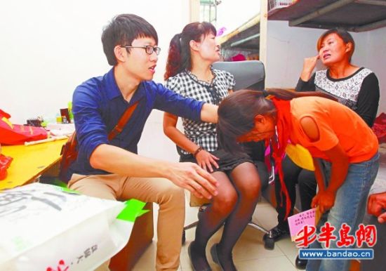 模范教师用奖金设立爱心基金 捐给学校贫困生