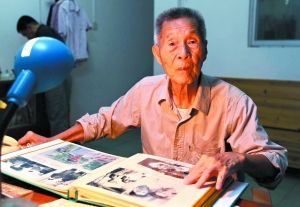 98岁老哥盼见95岁老弟