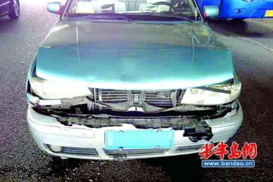青岛昨发生多起车祸里面都有出租车身影