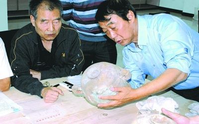 盗墓案揭开文物倒卖行当黑幕赝品卖到1200万元