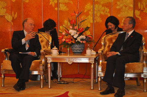 外交部:中国欢迎联合国文明联盟在亚太地区扎