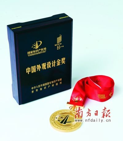 ������ͷ�޿ɺ������ذ���Ʒ�����ڷ�