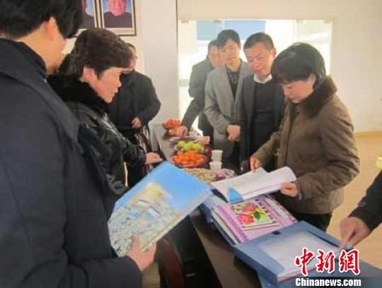 浙江省平阳县委统战部考察鳌江镇社区侨联工作