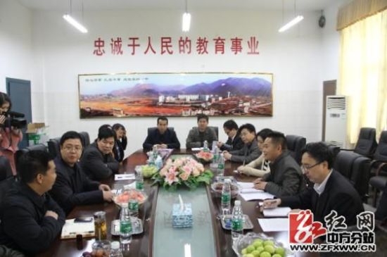 长沙市一中与中方县一中深化教学交流