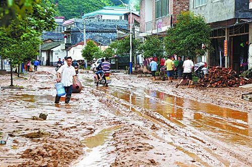 桂林瑶族人口_爱惜头发就像爱惜生命一样 走进红瑶 长发寨