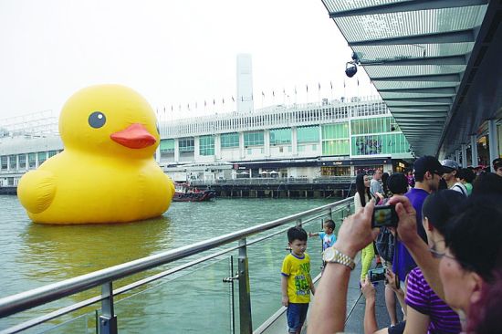 香港:橡皮鸭复活