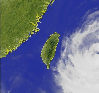 台风预计13日清晨登陆台湾 暴风圈笼罩台湾大