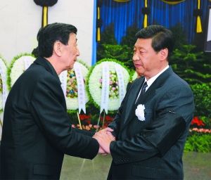 郑天翔同志遗体在京火化