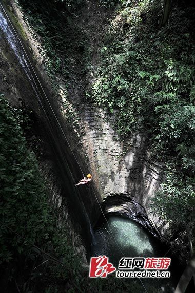 户外旅游的发展 1384093212_OIiqke.jpg