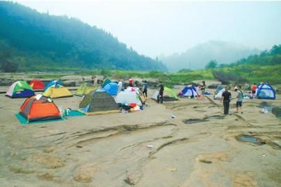 汽车露营标准出台 南充户外爱好者很期待