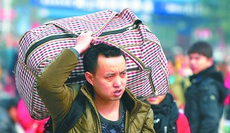 铁路总公司:无座车票票价暂不改动