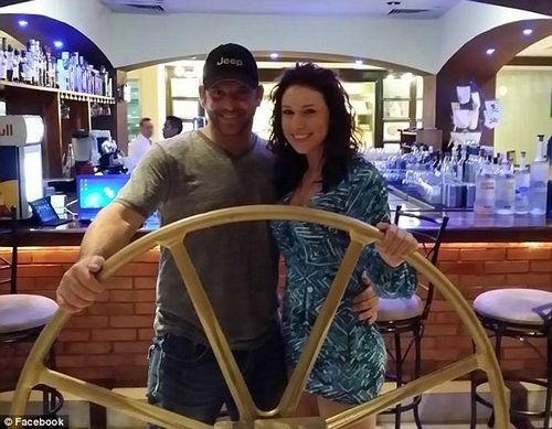 [奇闻汇]日本商家开卖男士<em>胸罩</em> <em>蕾丝</em>花边款热销