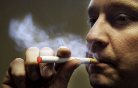 纵览各国电子烟现状:法国欢迎 澳洲更爱香烟糖