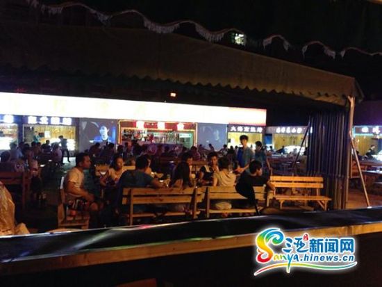 网曝三亚乐程啤酒广场深夜扰民 经营者承诺降