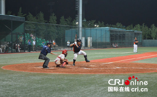 北京猛虎队队员:推动棒球在中国的发展和普及